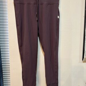 Purple Vuori Legging